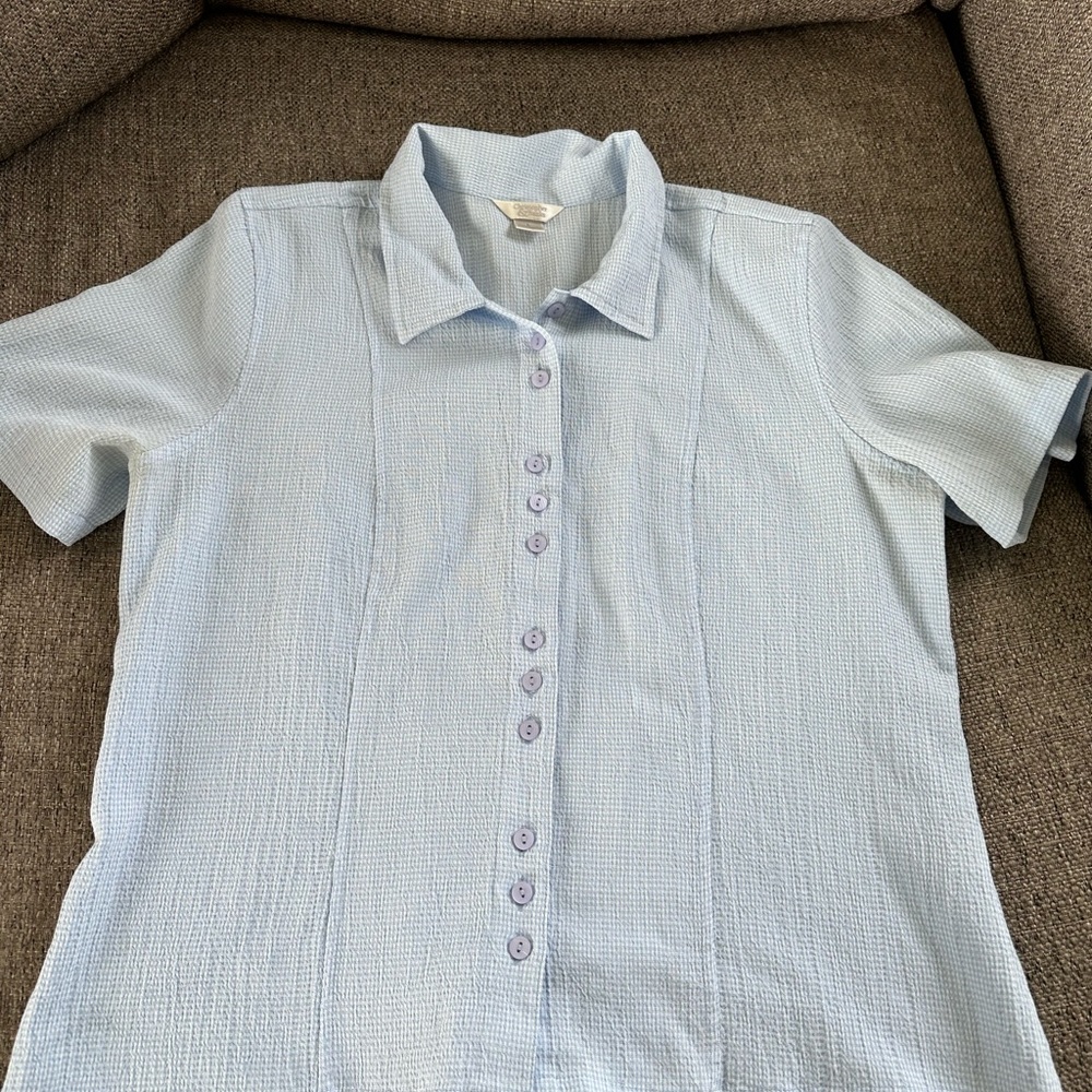 Christopher & Banks Women’s light Blue Short Sleeve Button Down Blouse Large - Picture 2 of 8